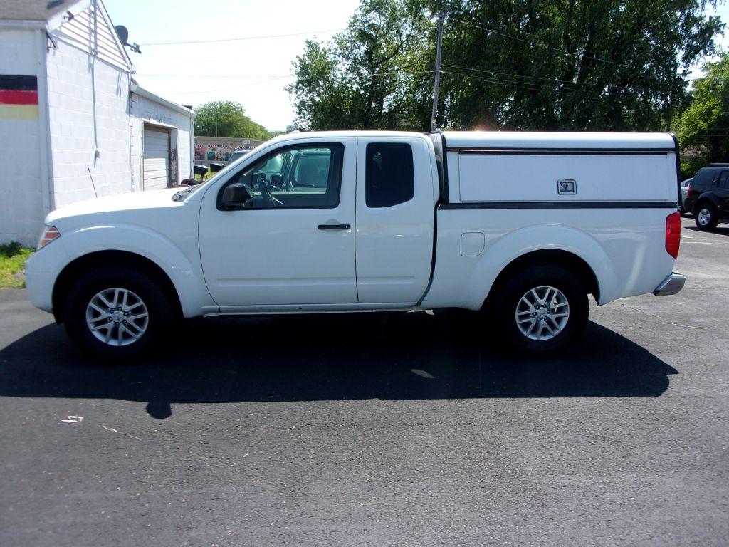 photo of 2015 NISSAN FRONTIER 4DR