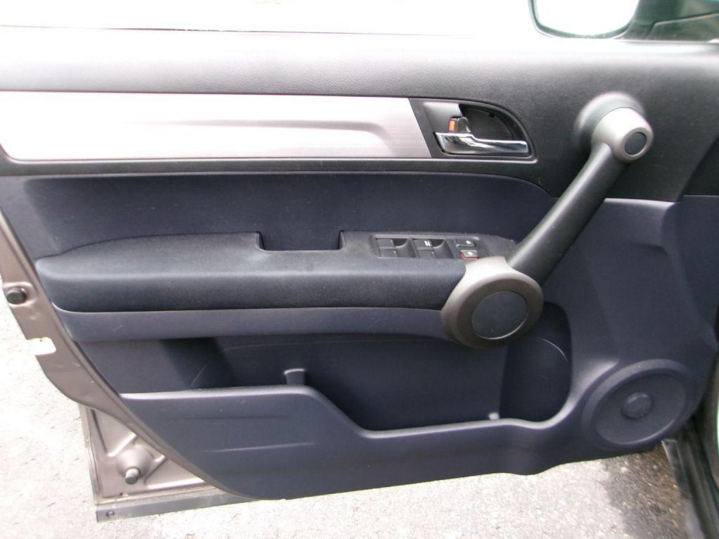 2010 TAN HONDA CR-V EX (5J6RE4H5XAL) with an 2.4L engine, Automatic transmission, located at 501 E. Columbia St., Springfield, OH, 45503, (800) 262-7122, 39.925262, -83.801796 - ***Local Trade***AWD***New Tires***Tune-Up***New Timing***New Front Brakes***New Battery***New Air Filter and Cabin Filter***New Wipers***EX***Detailed and Ready To Go*** Jay North Auto has offered hand picked vehicles since 1965! Our customer's enjoy a NO pressure buying experience with a sma - Photo#5