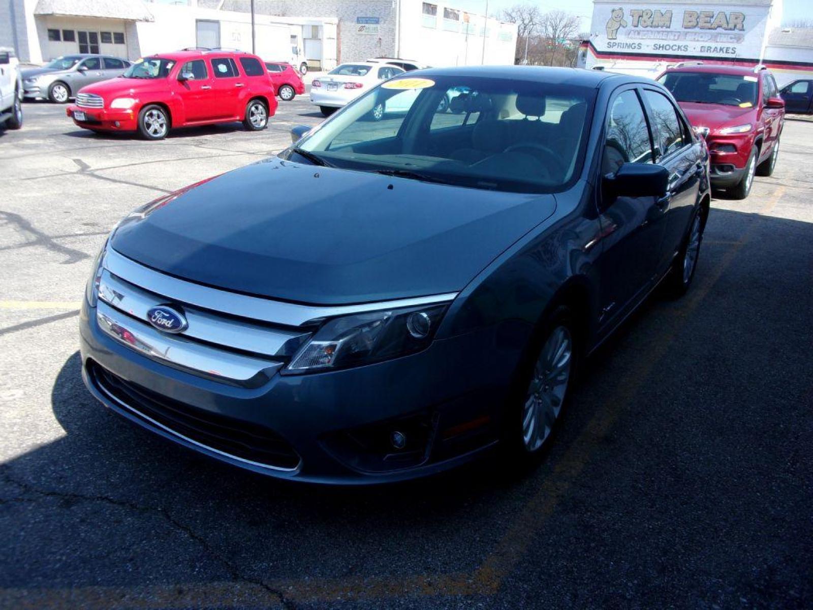 2011 BLUE FORD FUSION HYBRID (3FADP0L39BR) with an 2.5L engine, Continuously Variable transmission, located at 501 E. Columbia St., Springfield, OH, 45503, (800) 262-7122, 39.925262, -83.801796 - ***HYBRID***New Tires***Serviced and Detailed*** Jay North Auto has offered hand picked vehicles since 1965! Our customer's enjoy a NO pressure buying experience with a small town feel. All of our vehicles get fully inspected and detailed. We are a preferred dealer for many local credit unions a - Photo #6