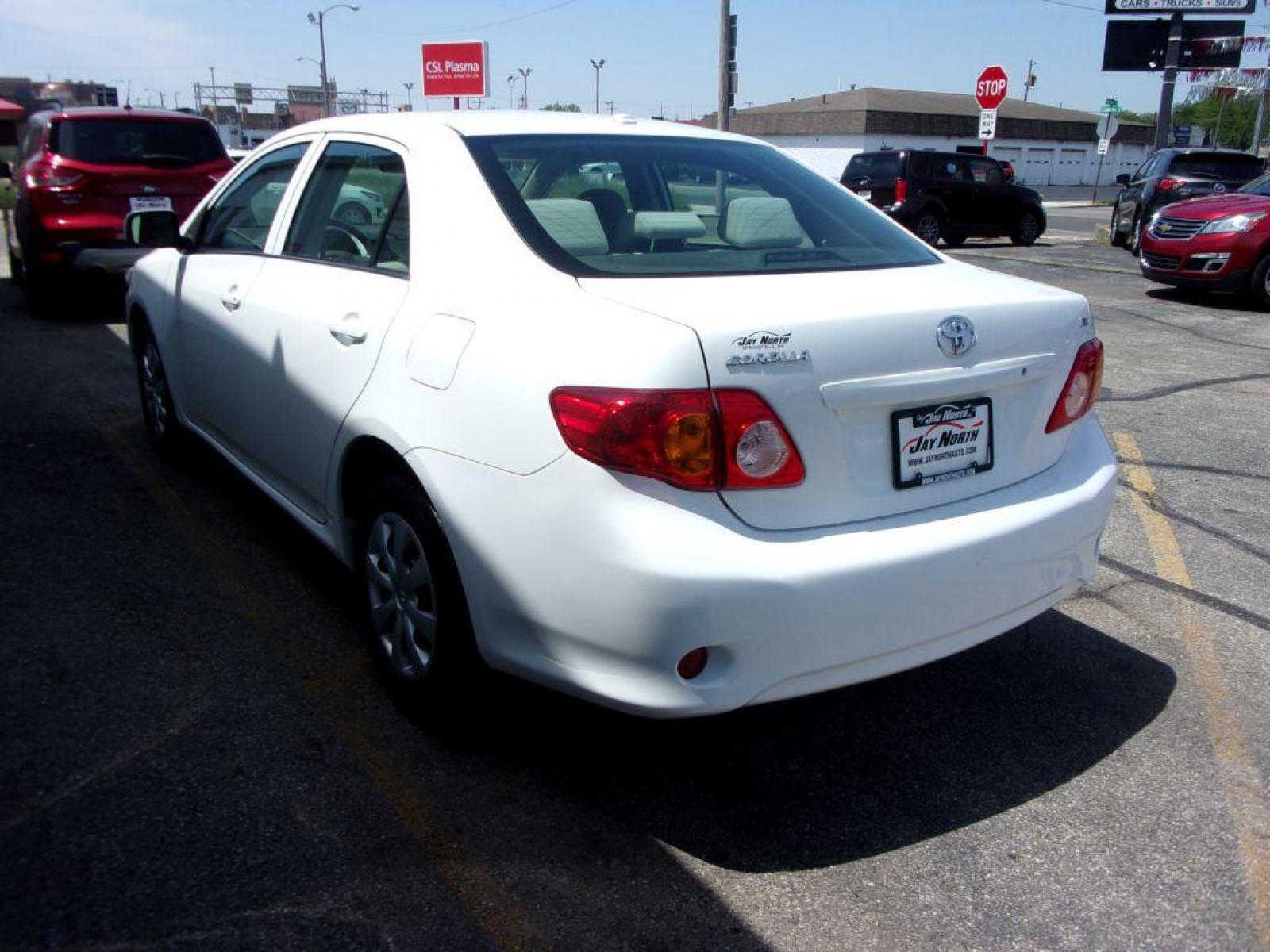 2009 WHITE TOYOTA COROLLA LE (2T1BU40EX9C) with an 1.8L engine, Automatic transmission, located at 501 E. Columbia St., Springfield, OH, 45503, (800) 262-7122, 39.925262, -83.801796 - ***1-Owner***Gas Saver***LE***Seviced and Detailed*** Jay North Auto has offered hand picked vehicles since 1965! Our customer's enjoy a NO pressure buying experience with a small town feel. All of our vehicles get fully inspected and detailed. We are a preferred dealer for many local credit uni - Photo #5