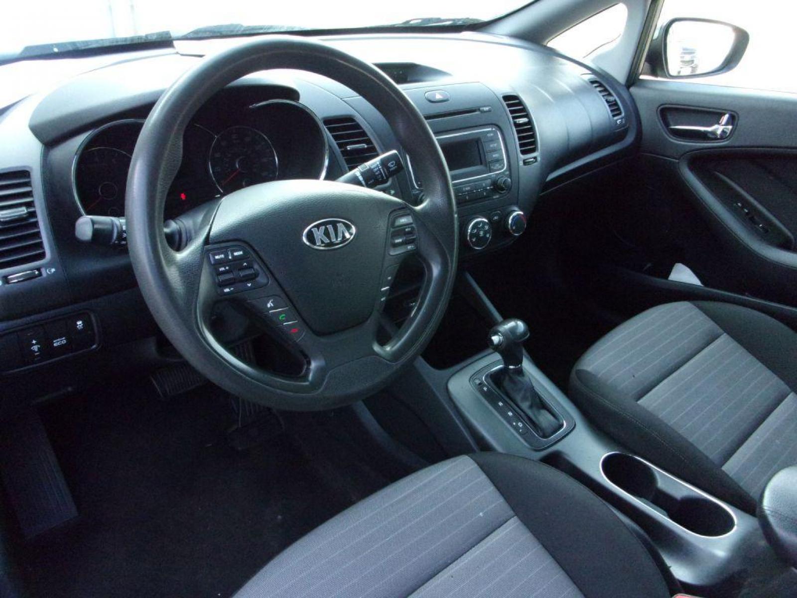 2016 GRAY KIA FORTE LX (KNAFK5A8XG5) with an 2.0L engine, Automatic transmission, located at 501 E. Columbia St., Springfield, OH, 45503, (800) 262-7122, 39.925262, -83.801796 - Photo #8