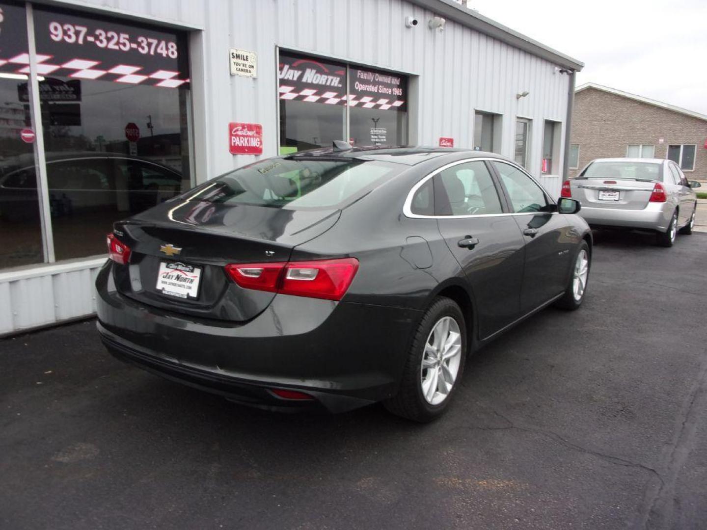 2018 GRAY CHEVROLET MALIBU LT (1G1ZD5ST2JF) with an 1.5L engine, Automatic transmission, located at 501 E. Columbia St., Springfield, OH, 45503, (800) 262-7122, 39.925262, -83.801796 - ***Clean Carfax***LT***Moonroof***Back-up Camera***84K Miles***Serviced and Detailed*** Jay North Auto has offered hand picked vehicles since 1965! Our customer's enjoy a NO pressure buying experience with a small town feel. All of our vehicles get fully inspected and detailed. We are a preferre - Photo#3