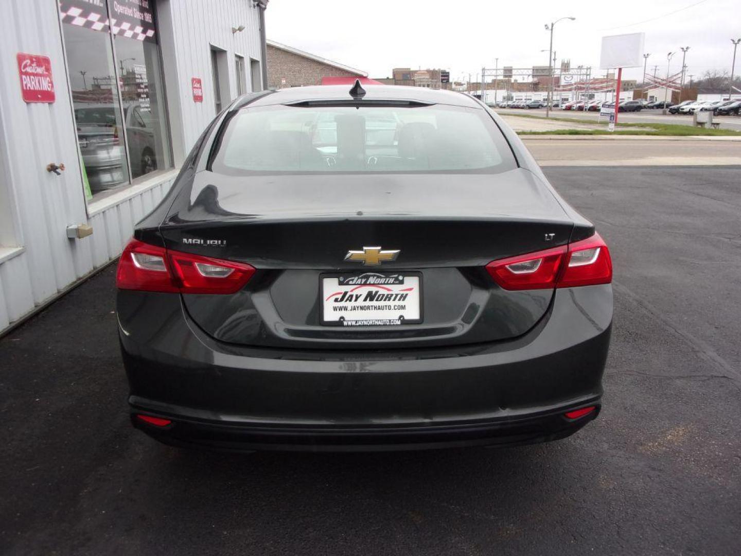 2018 GRAY CHEVROLET MALIBU LT (1G1ZD5ST2JF) with an 1.5L engine, Automatic transmission, located at 501 E. Columbia St., Springfield, OH, 45503, (800) 262-7122, 39.925262, -83.801796 - ***Clean Carfax***LT***Moonroof***Back-up Camera***84K Miles***Serviced and Detailed*** Jay North Auto has offered hand picked vehicles since 1965! Our customer's enjoy a NO pressure buying experience with a small town feel. All of our vehicles get fully inspected and detailed. We are a preferre - Photo#4