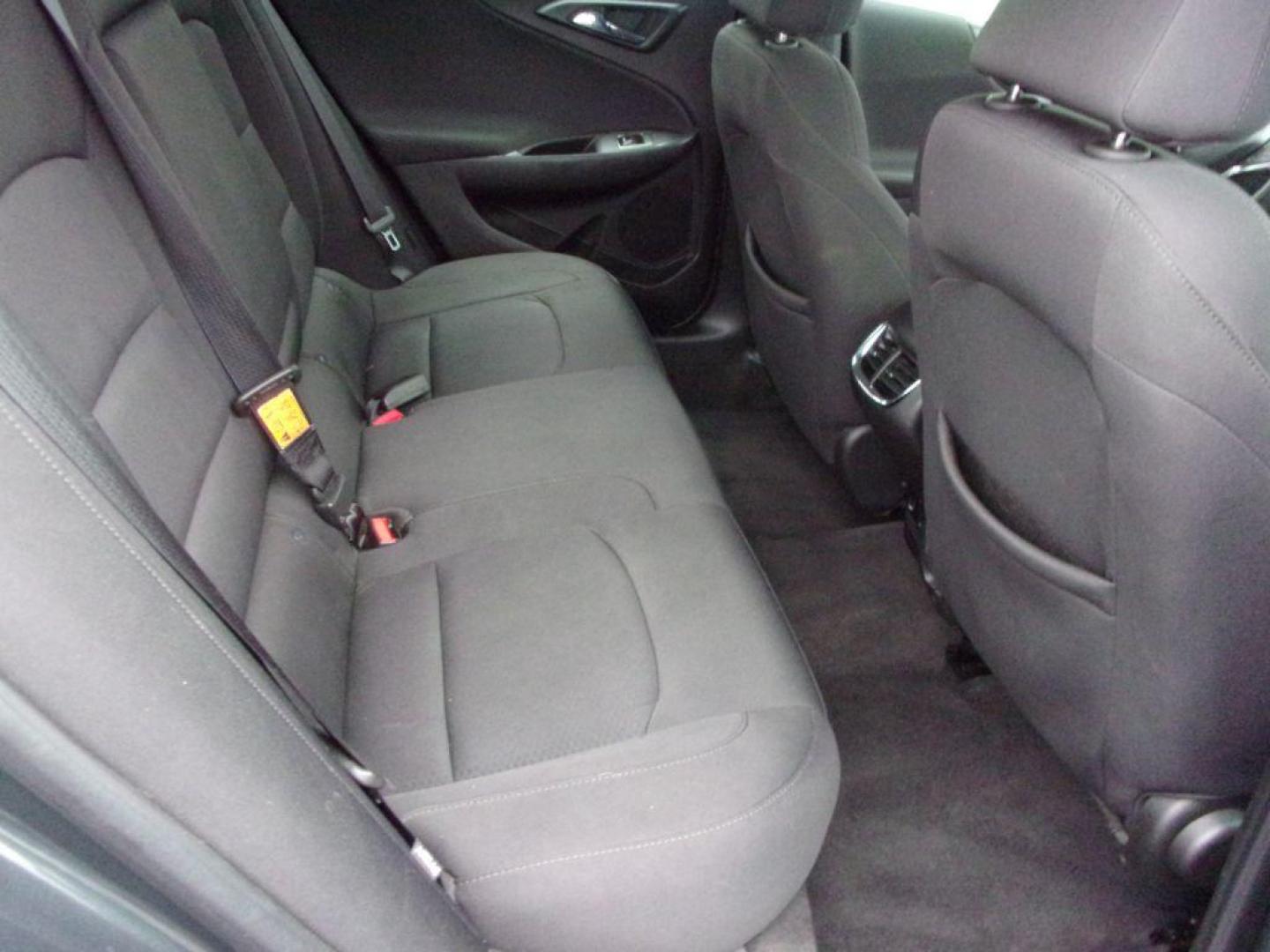2018 GRAY CHEVROLET MALIBU LT (1G1ZD5ST2JF) with an 1.5L engine, Automatic transmission, located at 501 E. Columbia St., Springfield, OH, 45503, (800) 262-7122, 39.925262, -83.801796 - ***Clean Carfax***LT***Moonroof***Back-up Camera***84K Miles***Serviced and Detailed*** Jay North Auto has offered hand picked vehicles since 1965! Our customer's enjoy a NO pressure buying experience with a small town feel. All of our vehicles get fully inspected and detailed. We are a preferre - Photo#17