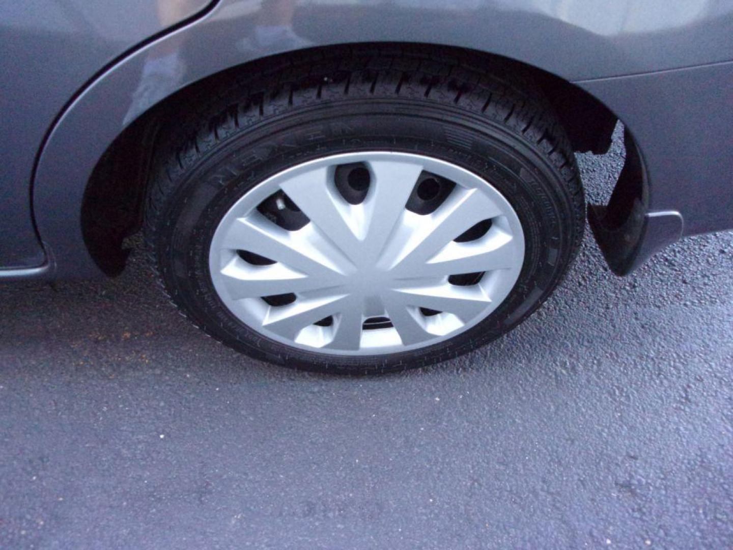 2019 GRAY NISSAN VERSA S (3N1CN7AP6KL) with an 1.6L engine, Continuously Variable transmission, located at 501 E. Columbia St., Springfield, OH, 45503, (800) 262-7122, 39.925262, -83.801796 - Photo#16