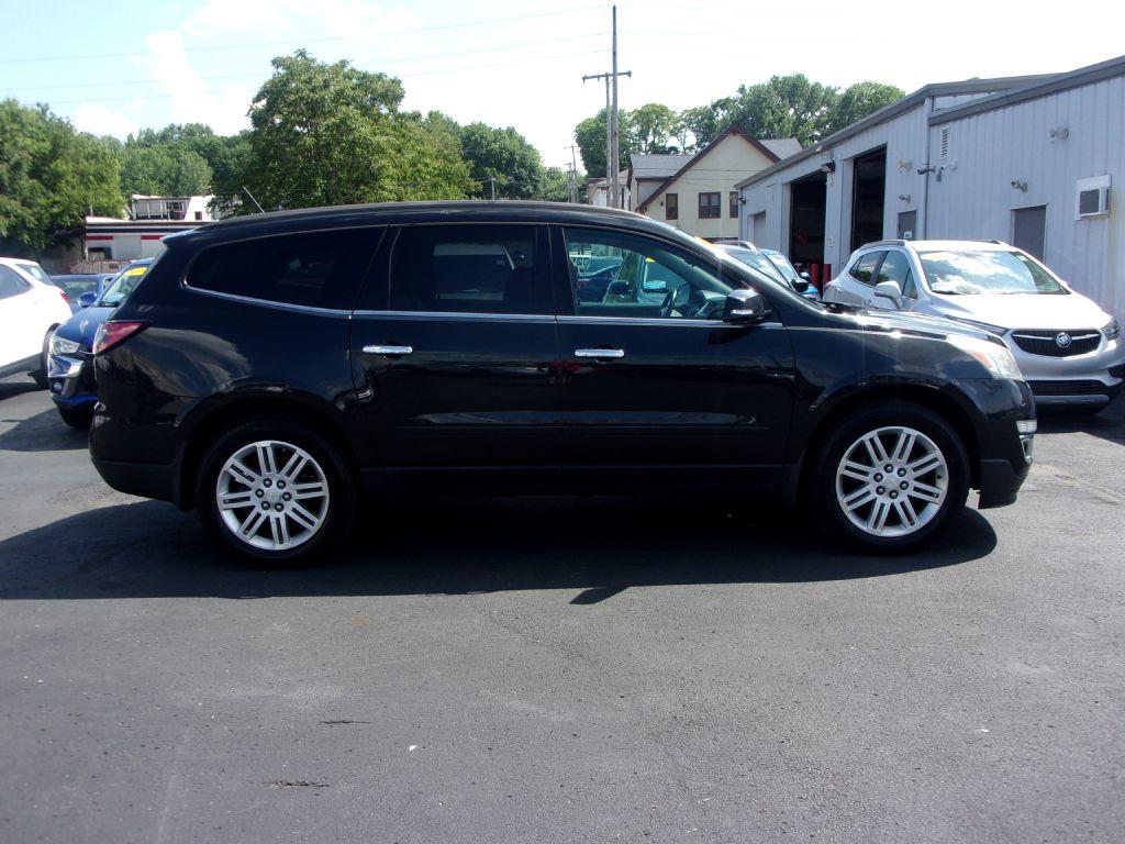 photo of 2014 CHEVROLET TRAVERSE 4DR