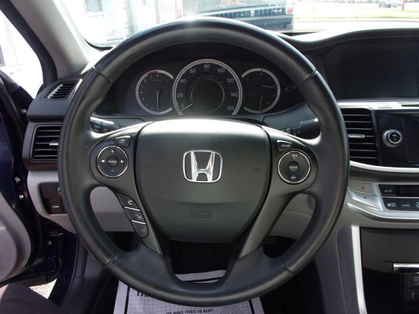 2013 BLUE HONDA ACCORD EXL (1HGCR2F89DA) with an 2.4L engine, Continuously Variable transmission, located at 501 E. Columbia St., Springfield, OH, 45503, (800) 262-7122, 39.925262, -83.801796 - Photo#9