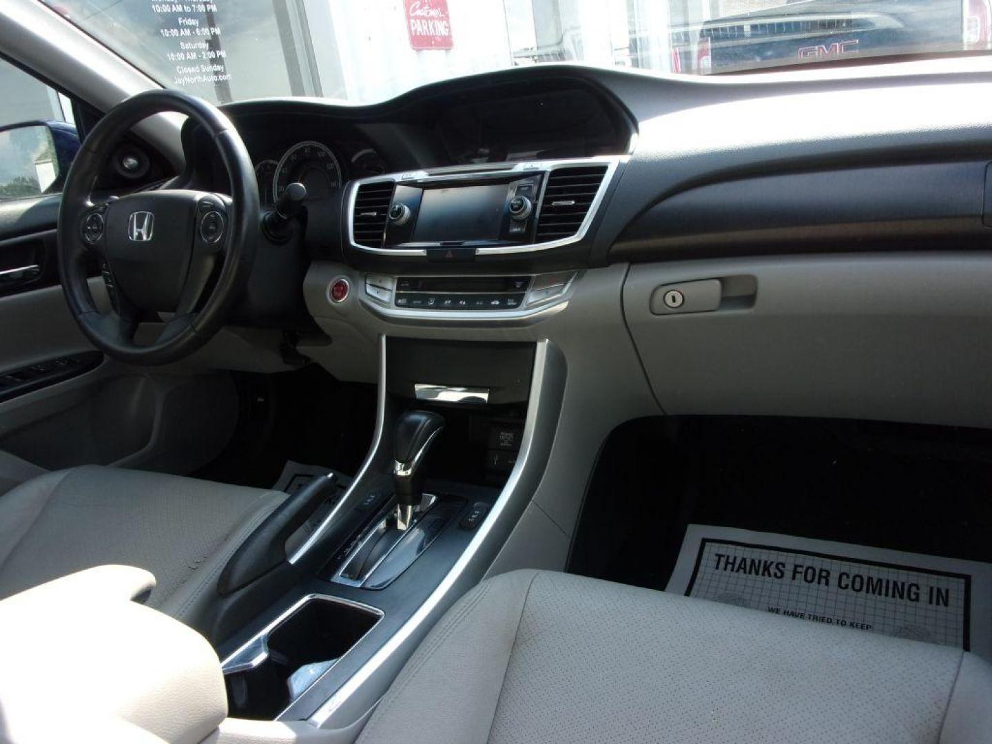 2013 BLUE HONDA ACCORD EXL (1HGCR2F89DA) with an 2.4L engine, Continuously Variable transmission, located at 501 E. Columbia St., Springfield, OH, 45503, (800) 262-7122, 39.925262, -83.801796 - Photo#21