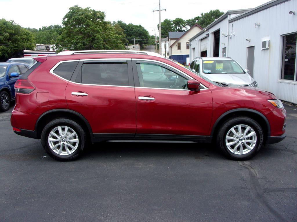 photo of 2018 NISSAN ROGUE 4DR