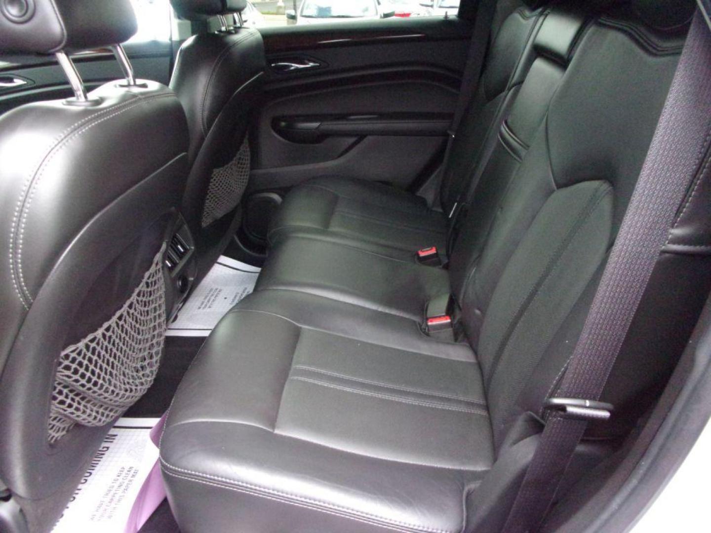 2016 SILVER CADILLAC SRX LUXURY COLLECTION (3GYFNBE33GS) with an 3.6L engine, Automatic transmission, located at 501 E. Columbia St., Springfield, OH, 45503, (800) 262-7122, 39.925262, -83.801796 - *** Serviced and Detailed *** FWD V6 *** Luxury Collection *** Moonroof *** Remote Start *** 22 Service Records on CarFax *** Jay North Auto has offered hand picked vehicles since 1965! Our customer's enjoy a NO pressure buying experience with a small town feel. All of our vehicles get fully in - Photo#15