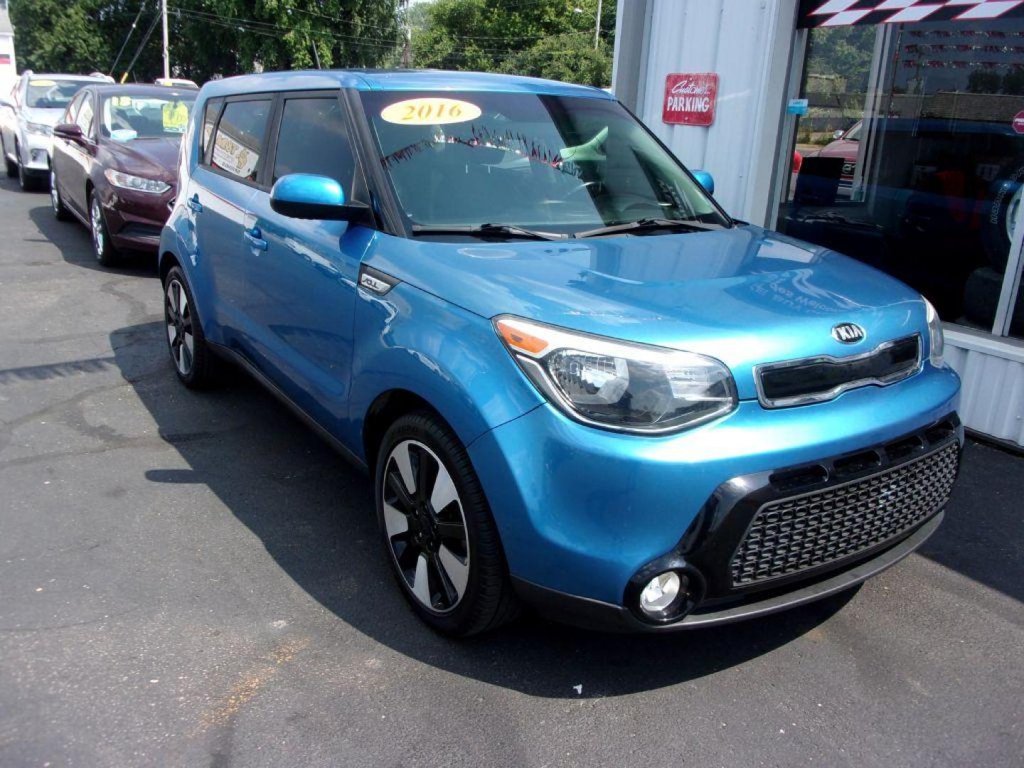 2016 BLUE KIA SOUL + (KNDJP3A55G7) with an 2.0L engine, Automatic transmission, located at 501 E. Columbia St., Springfield, OH, 45503, (800) 262-7122, 39.925262, -83.801796 - Photo#1