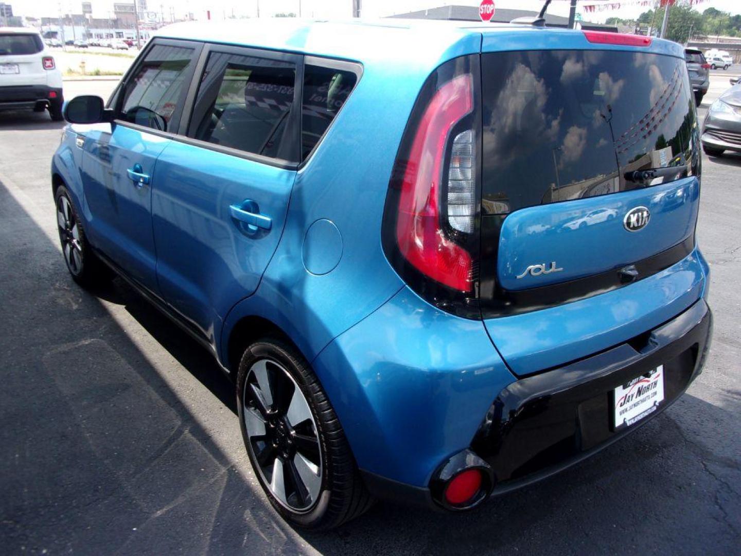 2016 BLUE KIA SOUL + (KNDJP3A55G7) with an 2.0L engine, Automatic transmission, located at 501 E. Columbia St., Springfield, OH, 45503, (800) 262-7122, 39.925262, -83.801796 - Photo#3