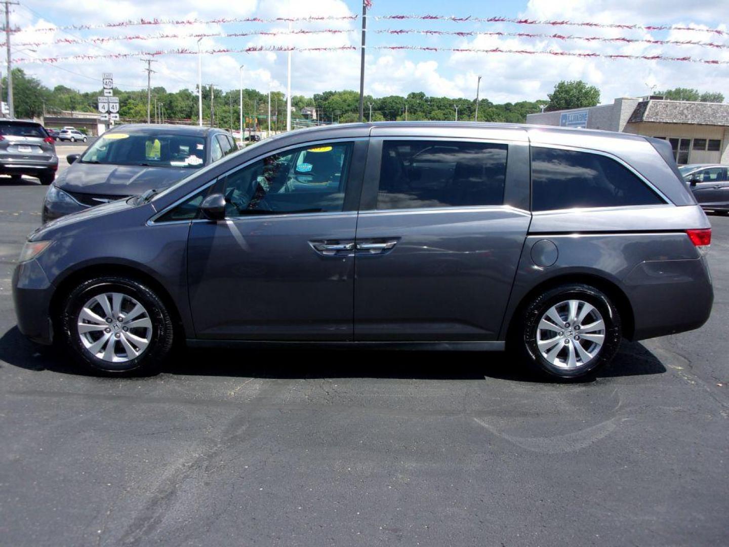 2016 GRAY HONDA ODYSSEY SE (5FNRL5H3XGB) with an 3.5L engine, Automatic transmission, located at 501 E. Columbia St., Springfield, OH, 45503, (800) 262-7122, 39.925262, -83.801796 - *** New Timing Belt w/ water pump and pulleys *** Transmission Serviced *** Coolant Serviced *** New Front and Rear Brakes *** New Tires *** Tune Up *** Jay North Auto has offered hand picked vehicles since 1965! Our customer's enjoy a NO pressure buying experience with a small town feel. All o - Photo#0