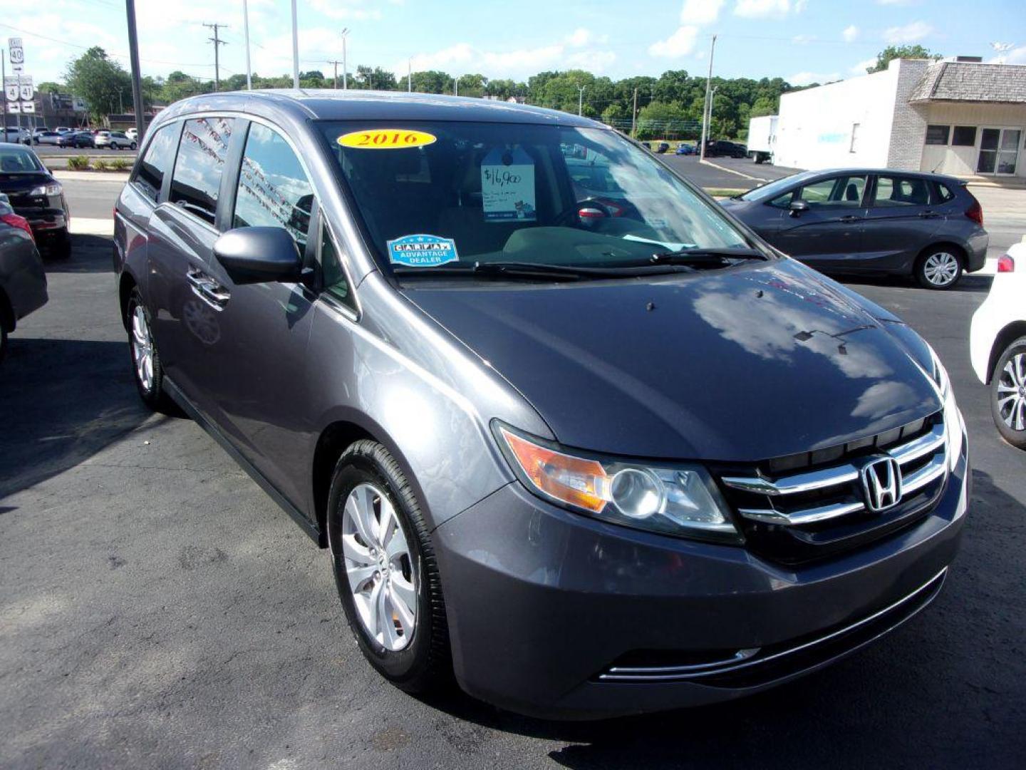 2016 GRAY HONDA ODYSSEY SE (5FNRL5H3XGB) with an 3.5L engine, Automatic transmission, located at 501 E. Columbia St., Springfield, OH, 45503, (800) 262-7122, 39.925262, -83.801796 - *** New Timing Belt w/ water pump and pulleys *** Transmission Serviced *** Coolant Serviced *** New Front and Rear Brakes *** New Tires *** Tune Up *** Jay North Auto has offered hand picked vehicles since 1965! Our customer's enjoy a NO pressure buying experience with a small town feel. All o - Photo#3
