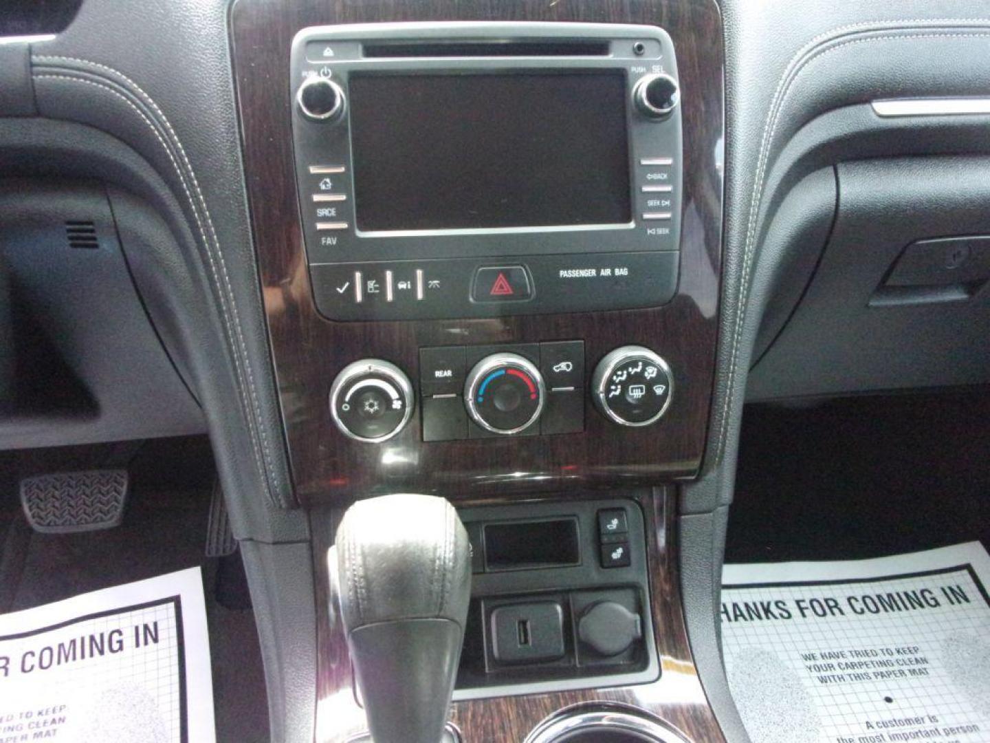 2015 GRAY CHEVROLET TRAVERSE LT (1GNKRGKD1FJ) with an 3.6L engine, Automatic transmission, located at 501 E. Columbia St., Springfield, OH, 45503, (800) 262-7122, 39.925262, -83.801796 - ***LT***Heated Seats***Remote Start***Captians Chairs***3rd Row Seating***New Tires***Serviced and Detailed*** Jay North Auto has offered hand picked vehicles since 1965! Our customer's enjoy a NO pressure buying experience with a small town feel. All of our vehicles get fully inspected and deta - Photo#10