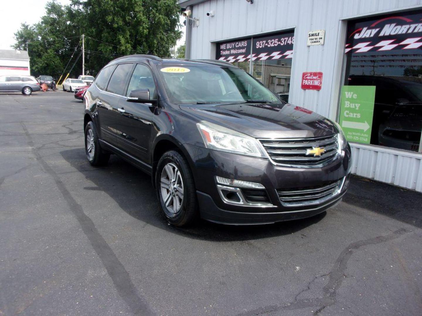2015 GRAY CHEVROLET TRAVERSE LT (1GNKRGKD1FJ) with an 3.6L engine, Automatic transmission, located at 501 E. Columbia St., Springfield, OH, 45503, (800) 262-7122, 39.925262, -83.801796 - ***LT***Heated Seats***Remote Start***Captians Chairs***3rd Row Seating***New Tires***Serviced and Detailed*** Jay North Auto has offered hand picked vehicles since 1965! Our customer's enjoy a NO pressure buying experience with a small town feel. All of our vehicles get fully inspected and deta - Photo#2