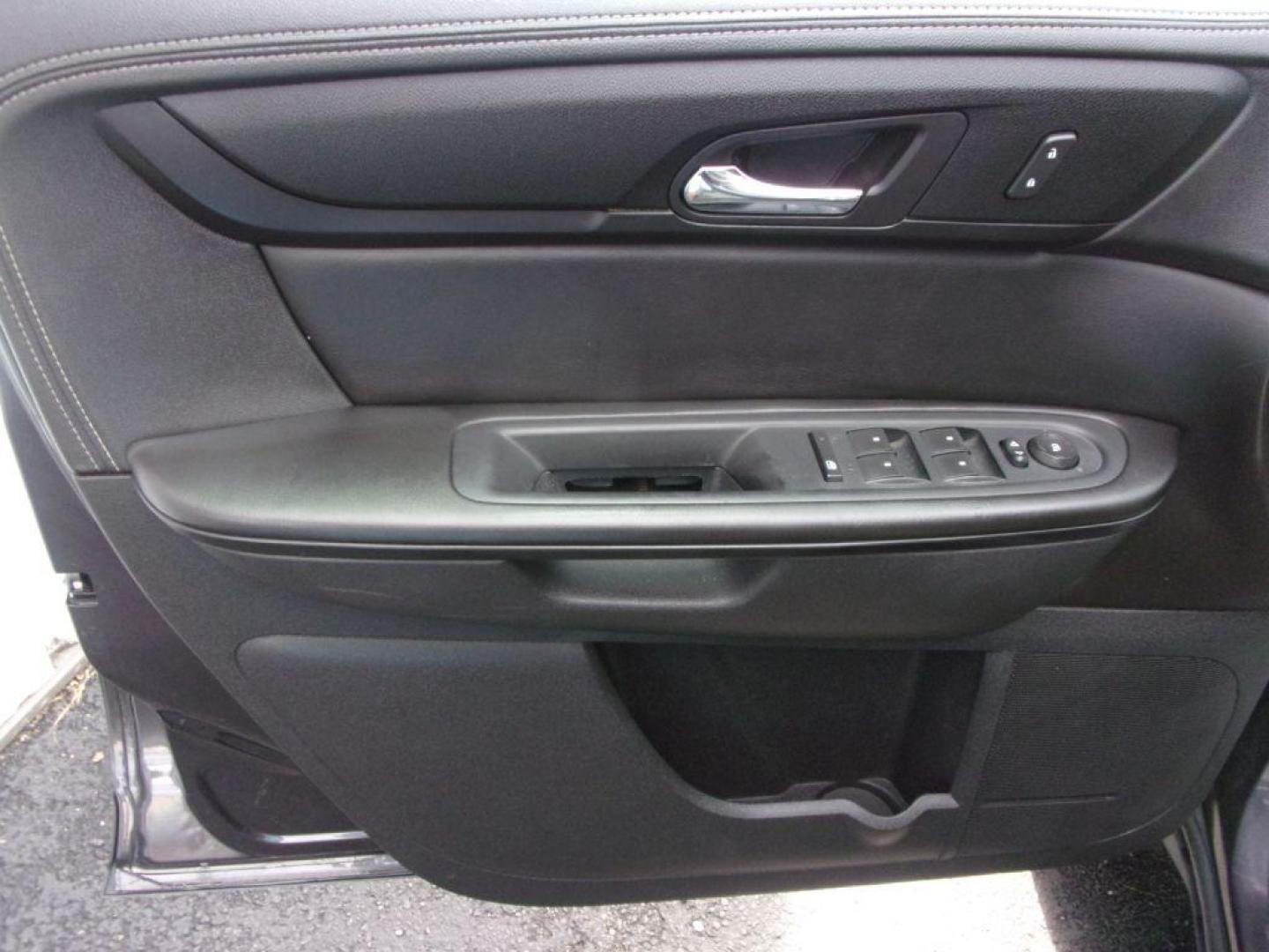 2015 GRAY CHEVROLET TRAVERSE LT (1GNKRGKD1FJ) with an 3.6L engine, Automatic transmission, located at 501 E. Columbia St., Springfield, OH, 45503, (800) 262-7122, 39.925262, -83.801796 - ***LT***Heated Seats***Remote Start***Captians Chairs***3rd Row Seating***New Tires***Serviced and Detailed*** Jay North Auto has offered hand picked vehicles since 1965! Our customer's enjoy a NO pressure buying experience with a small town feel. All of our vehicles get fully inspected and deta - Photo#7
