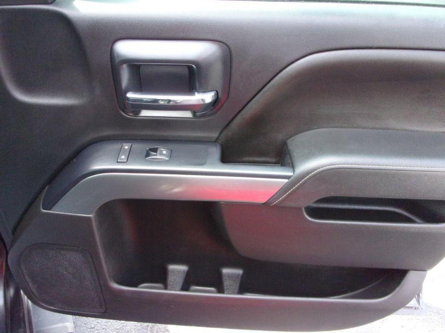 2014 GRAY CHEVROLET SILVERADO 1500 LT (1GCVKREH4EZ) with an 4.3L engine, Automatic transmission, located at 501 E. Columbia St., Springfield, OH, 45503, (800) 262-7122, 39.925262, -83.801796 - *** LT *** 4.3L V6 4x4 *** Upgraded Wheels *** For more information and photos, please log on to jaynorthauto.com, where you can view the CARFAX and SHOP BY PAYMENT - Photo#15