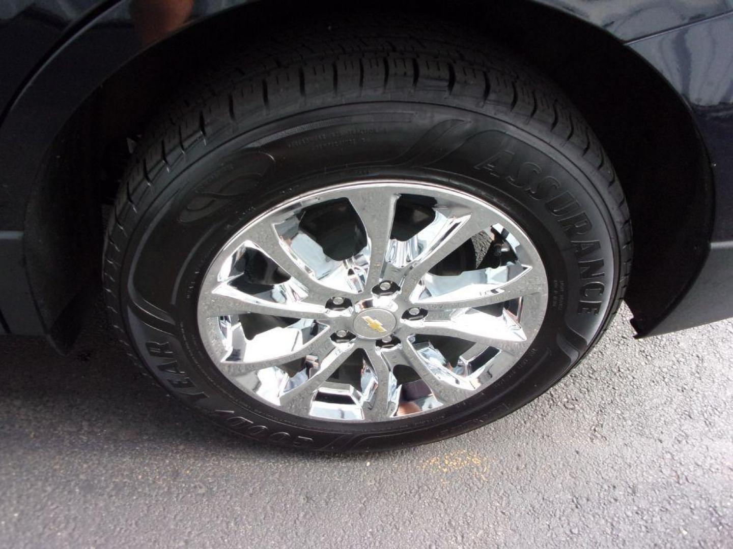 2020 BLUE CHEVROLET EQUINOX LT (2GNAXTEV8L6) with an 1.5L engine, Automatic transmission, located at 501 E. Columbia St., Springfield, OH, 45503, (800) 262-7122, 39.925262, -83.801796 - ***LT***AWD***Lane Assist***Blind Spot***Power Seat***Serviced and Detailed*** Jay North Auto has offered hand picked vehicles since 1965! Our customer's enjoy a NO pressure buying experience with a small town feel. All of our vehicles get fully inspected and detailed. We are a preferred dealer - Photo#23