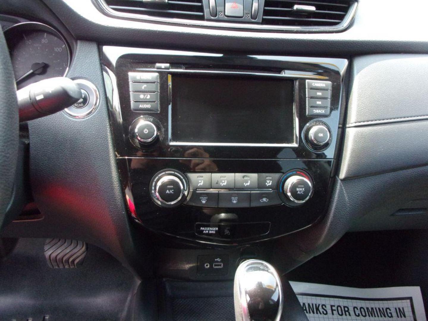 2020 BLACK NISSAN ROGUE SV (5N1AT2MV9LC) with an 2.5L engine, Continuously Variable transmission, located at 501 E. Columbia St., Springfield, OH, 45503, (800) 262-7122, 39.925262, -83.801796 - *** SV *** Remote Start *** Back Up Cam *** Serviced and Detailed *** Jay North Auto has offered hand picked vehicles since 1965! Our customer's enjoy a NO pressure buying experience with a small town feel. All of our vehicles get fully inspected and detailed. We are a preferred dealer for ma - Photo#10