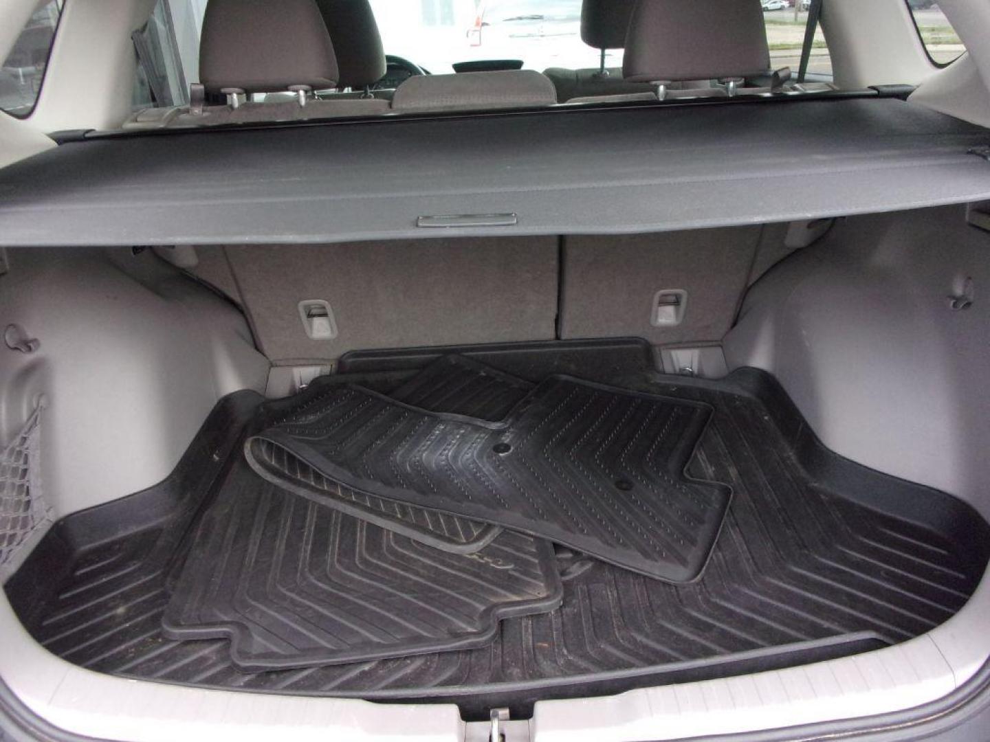 2013 GRAY HONDA CR-V EX (2HKRM4H56DH) with an 2.4L engine, Automatic transmission, located at 501 E. Columbia St., Springfield, OH, 45503, (800) 262-7122, 39.925262, -83.801796 - ***1-Owner***Clean Carfax***AWD***EX***Updated Timing***Serviced and Detailed*** Jay North Auto has offered hand picked vehicles since 1965! Our customer's enjoy a NO pressure buying experience with a small town feel. All of our vehicles get fully inspected and detailed. We are a preferred deale - Photo#14