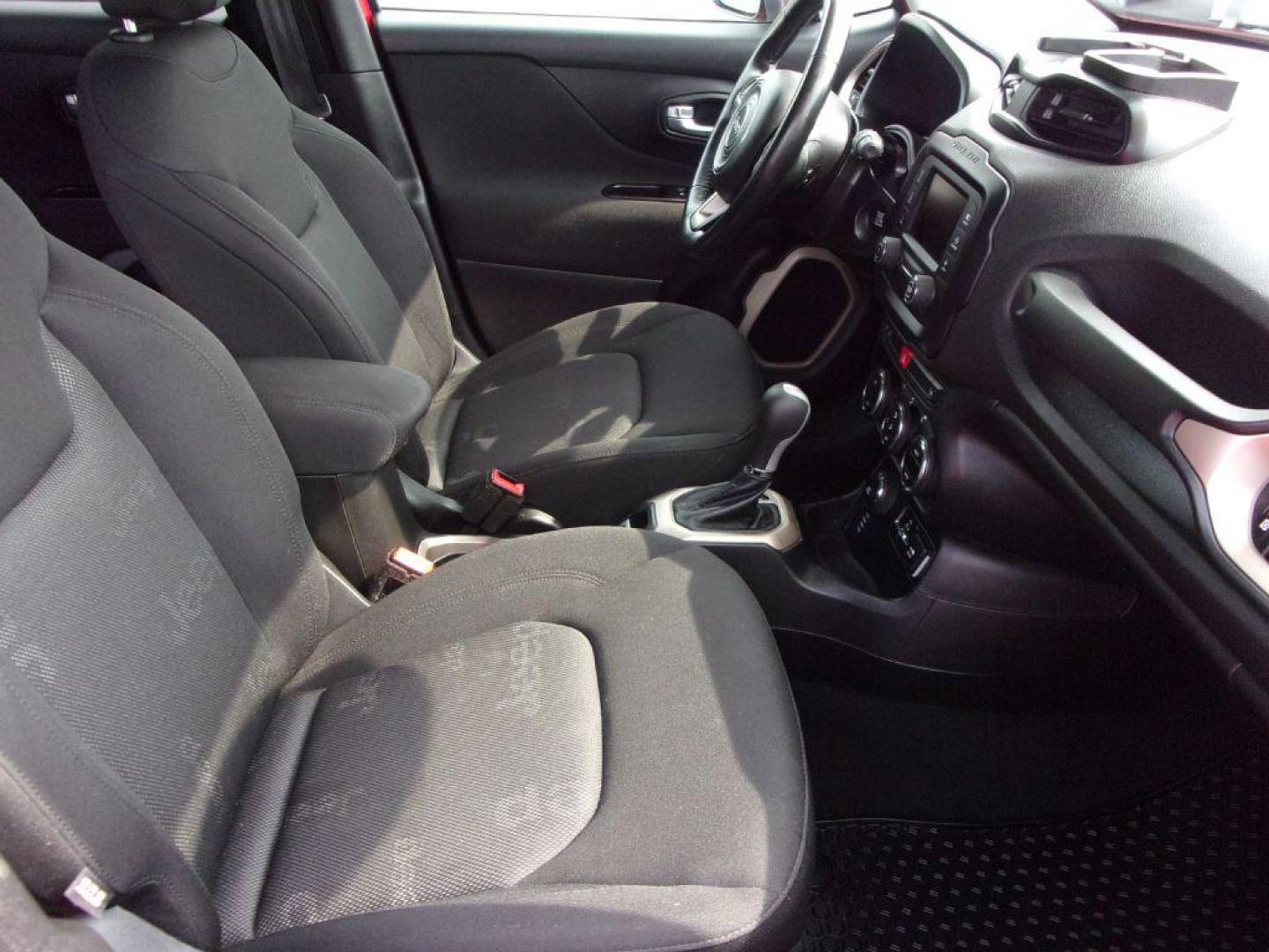 2017 RED JEEP RENEGADE LATITUDE (ZACCJBBB9HP) with an 2.4L engine, Automatic transmission, located at 501 E. Columbia St., Springfield, OH, 45503, (800) 262-7122, 39.925262, -83.801796 - Photo#18