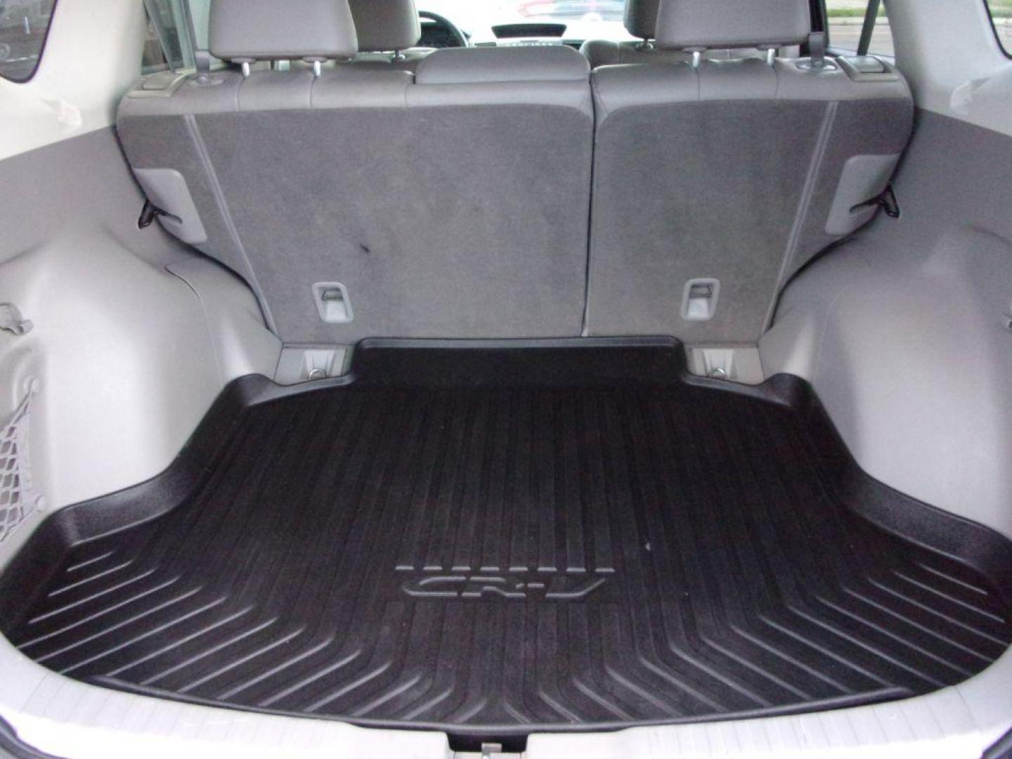 2014 GRAY HONDA CR-V EXL (2HKRM4H78EH) with an 2.4L engine, Automatic transmission, located at 501 E. Columbia St., Springfield, OH, 45503, (800) 262-7122, 39.925262, -83.801796 - Photo#16