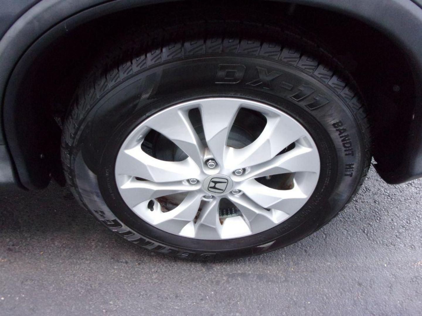 2014 GRAY HONDA CR-V EXL (2HKRM4H78EH) with an 2.4L engine, Automatic transmission, located at 501 E. Columbia St., Springfield, OH, 45503, (800) 262-7122, 39.925262, -83.801796 - Photo#25