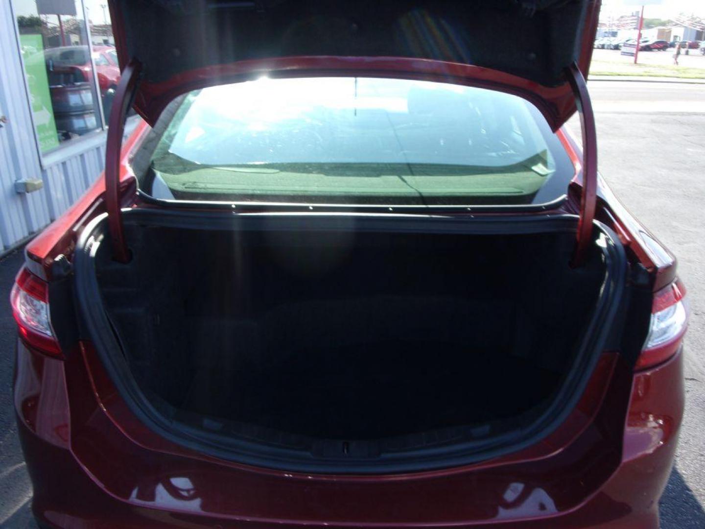 2014 RED FORD FUSION TITANIUM HYBRID (3FA6P0RU3ER) with an 2.0L engine, Continuously Variable transmission, located at 501 E. Columbia St., Springfield, OH, 45503, (800) 262-7122, 39.925262, -83.801796 - ***1-Owner***TITANIUM HYBRID***New Tires***Heated Leather Seating***Back-up Camera***Serviced and Detailed*** Jay North Auto has offered hand picked vehicles since 1965! Our customer's enjoy a NO pressure buying experience with a small town feel. All of our vehicles get fully inspected and detai - Photo#9