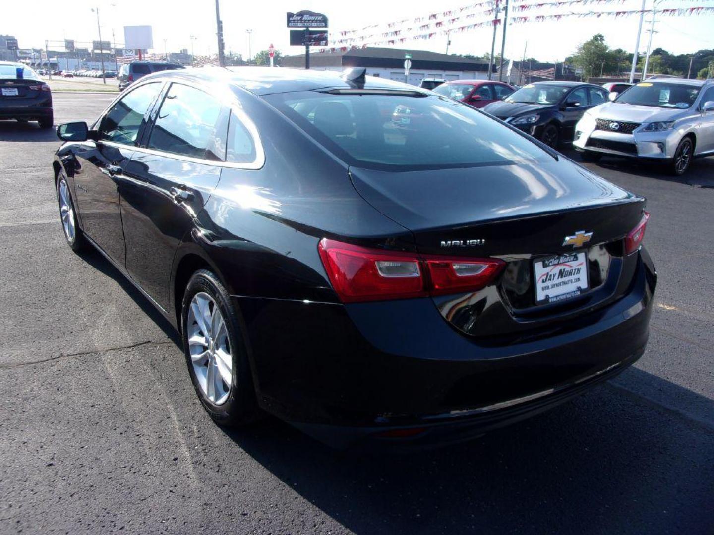 2018 BLACK CHEVROLET MALIBU LT (1G1ZD5ST1JF) with an 1.5L engine, Automatic transmission, located at 501 E. Columbia St., Springfield, OH, 45503, (800) 262-7122, 39.925262, -83.801796 - Photo#5