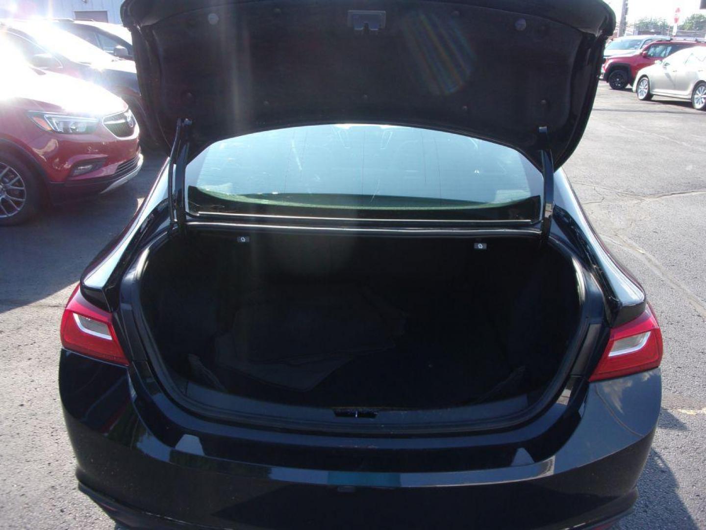 2018 BLACK CHEVROLET MALIBU LT (1G1ZD5ST1JF) with an 1.5L engine, Automatic transmission, located at 501 E. Columbia St., Springfield, OH, 45503, (800) 262-7122, 39.925262, -83.801796 - Photo#8