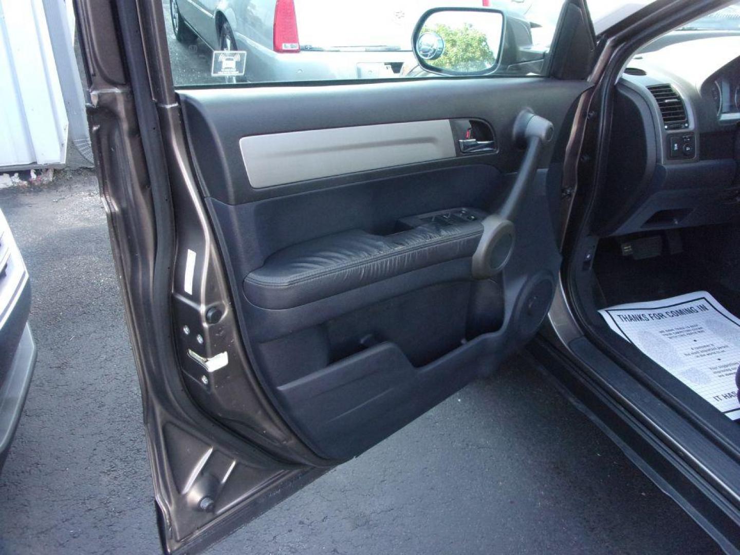 2010 GRAY HONDA CR-V EXL (5J6RE4H7XAL) with an 2.4L engine, Automatic transmission, located at 501 E. Columbia St., Springfield, OH, 45503, (800) 262-7122, 39.925262, -83.801796 - *** New Tires *** EX-L *** Moonroof *** Leather Seating *** AWD *** Serviced and Detailed *** Jay North Auto has offered hand picked vehicles since 1965! Our customer's enjoy a NO pressure buying experience with a small town feel. All of our vehicles get fully inspected and detailed. We are a p - Photo#10