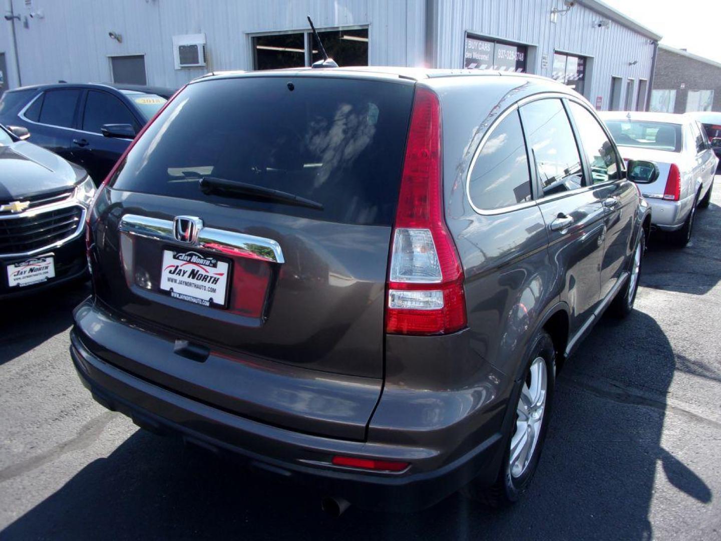 2010 GRAY HONDA CR-V EXL (5J6RE4H7XAL) with an 2.4L engine, Automatic transmission, located at 501 E. Columbia St., Springfield, OH, 45503, (800) 262-7122, 39.925262, -83.801796 - *** New Tires *** EX-L *** Moonroof *** Leather Seating *** AWD *** Serviced and Detailed *** Jay North Auto has offered hand picked vehicles since 1965! Our customer's enjoy a NO pressure buying experience with a small town feel. All of our vehicles get fully inspected and detailed. We are a p - Photo#5