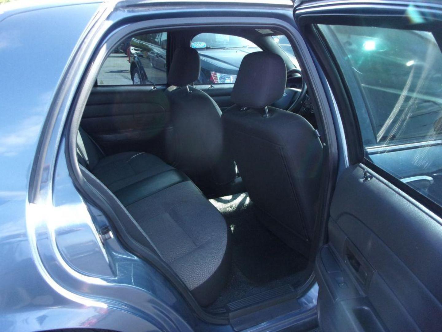 2010 BLUE FORD CROWN VICTORIA POLICE INTERCEPTOR (2FABP7BV1AX) with an 4.6L engine, Automatic transmission, located at 501 E. Columbia St., Springfield, OH, 45503, (800) 262-7122, 39.925262, -83.801796 - Photo#13
