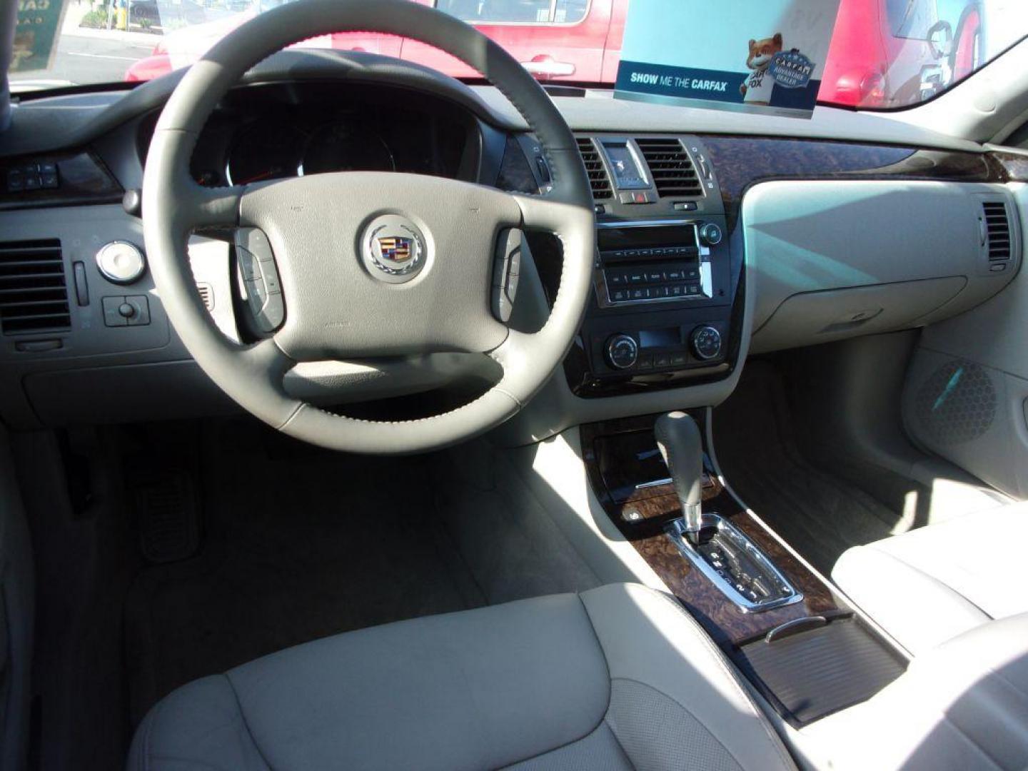 2010 SILVER CADILLAC DTS LUXURY COLLECTION (1G6KD5EYXAU) with an 4.6L engine, Automatic transmission, located at 501 E. Columbia St., Springfield, OH, 45503, (800) 262-7122, 39.925262, -83.801796 - *** Serviced and Detailed *** Luxury Collection *** V8 *** Moonroof *** Leather ***Remote Start*** Clean CarFax *** NICE *** Jay North Auto has offered hand picked vehicles since 1965! Our customer's enjoy a NO pressure buying experience with a small town feel. All of our vehicles get fully insp - Photo#8