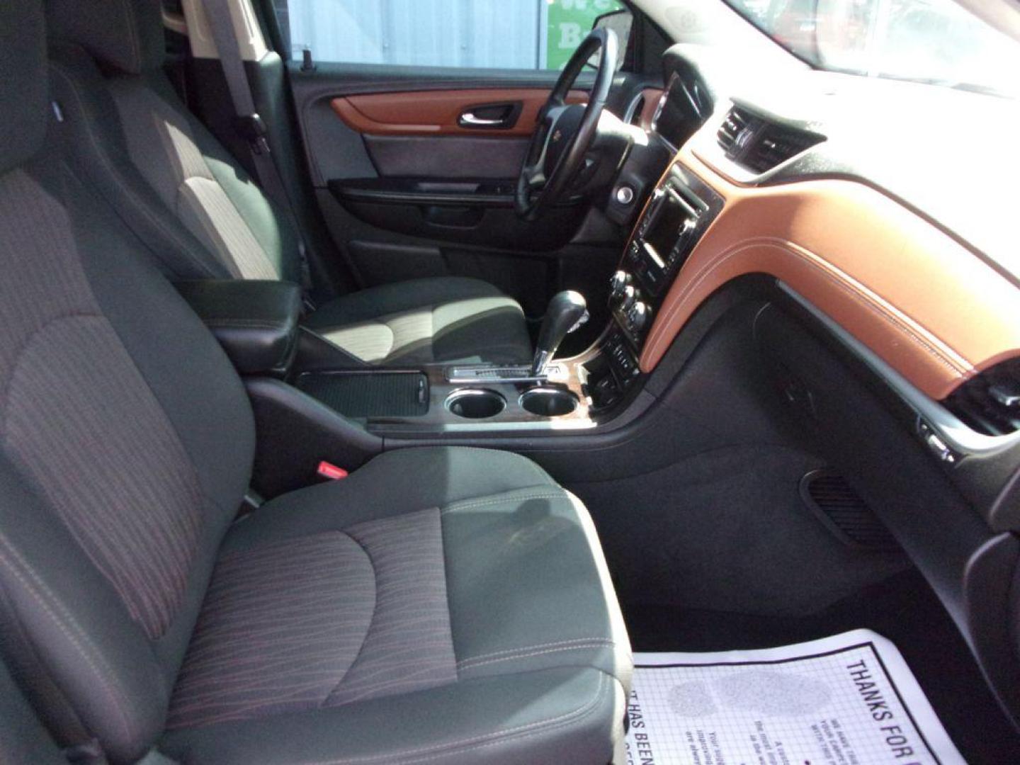 2015 RED CHEVROLET TRAVERSE LT (1GNKVGKDXFJ) with an 3.6L engine, Automatic transmission, located at 501 E. Columbia St., Springfield, OH, 45503, (800) 262-7122, 39.925262, -83.801796 - ***Clean Carfax***Heated Seats***Back-up Camera***46 Service Records on Carfax***3rd Row***Serviced and Detailed*** Jay North Auto has offered hand picked vehicles since 1965! Our customer's enjoy a NO pressure buying experience with a small town feel. All of our vehicles get fully inspected and - Photo#21