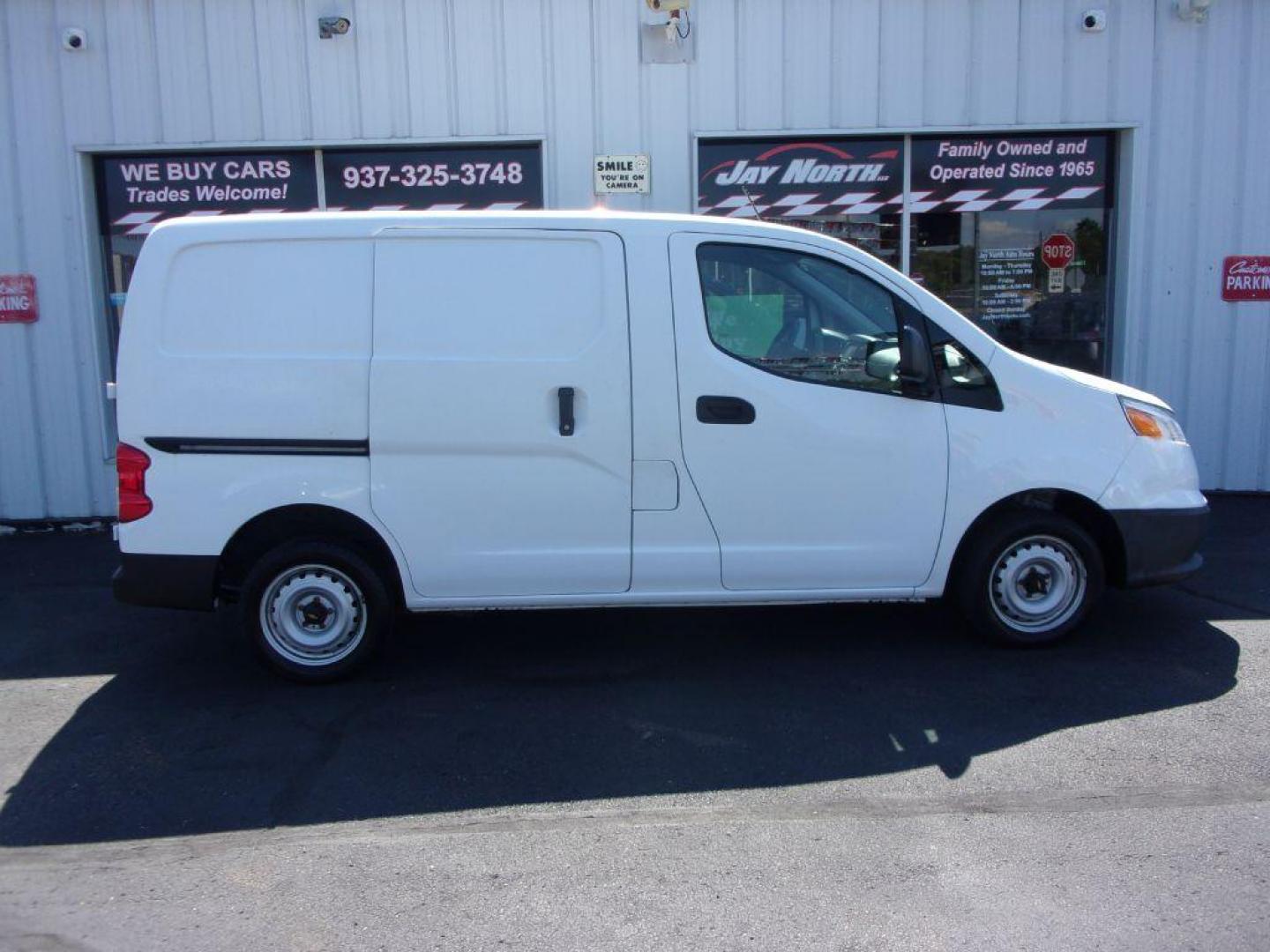 2018 WHITE CHEVROLET CITY EXPRESS LT (3N63M0ZN1JK) with an 2.0L engine, Automatic transmission, located at 501 E. Columbia St., Springfield, OH, 45503, (800) 262-7122, 39.925262, -83.801796 - Photo#0