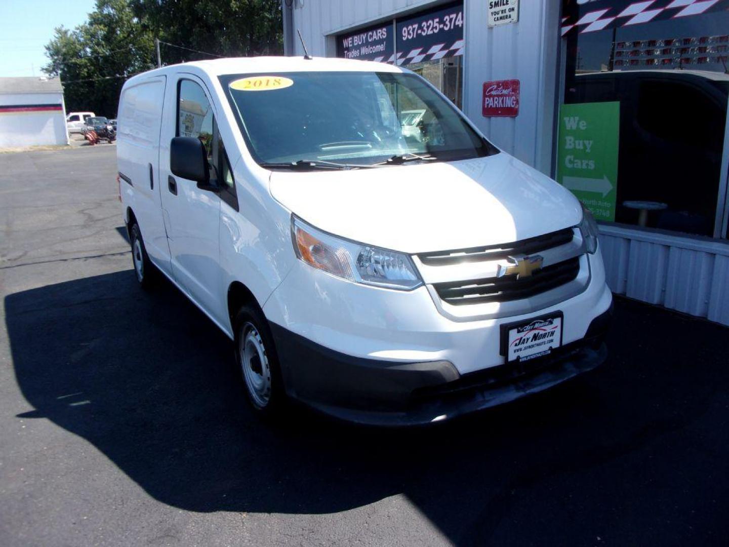 2018 WHITE CHEVROLET CITY EXPRESS LT (3N63M0ZN1JK) with an 2.0L engine, Automatic transmission, located at 501 E. Columbia St., Springfield, OH, 45503, (800) 262-7122, 39.925262, -83.801796 - Photo#2