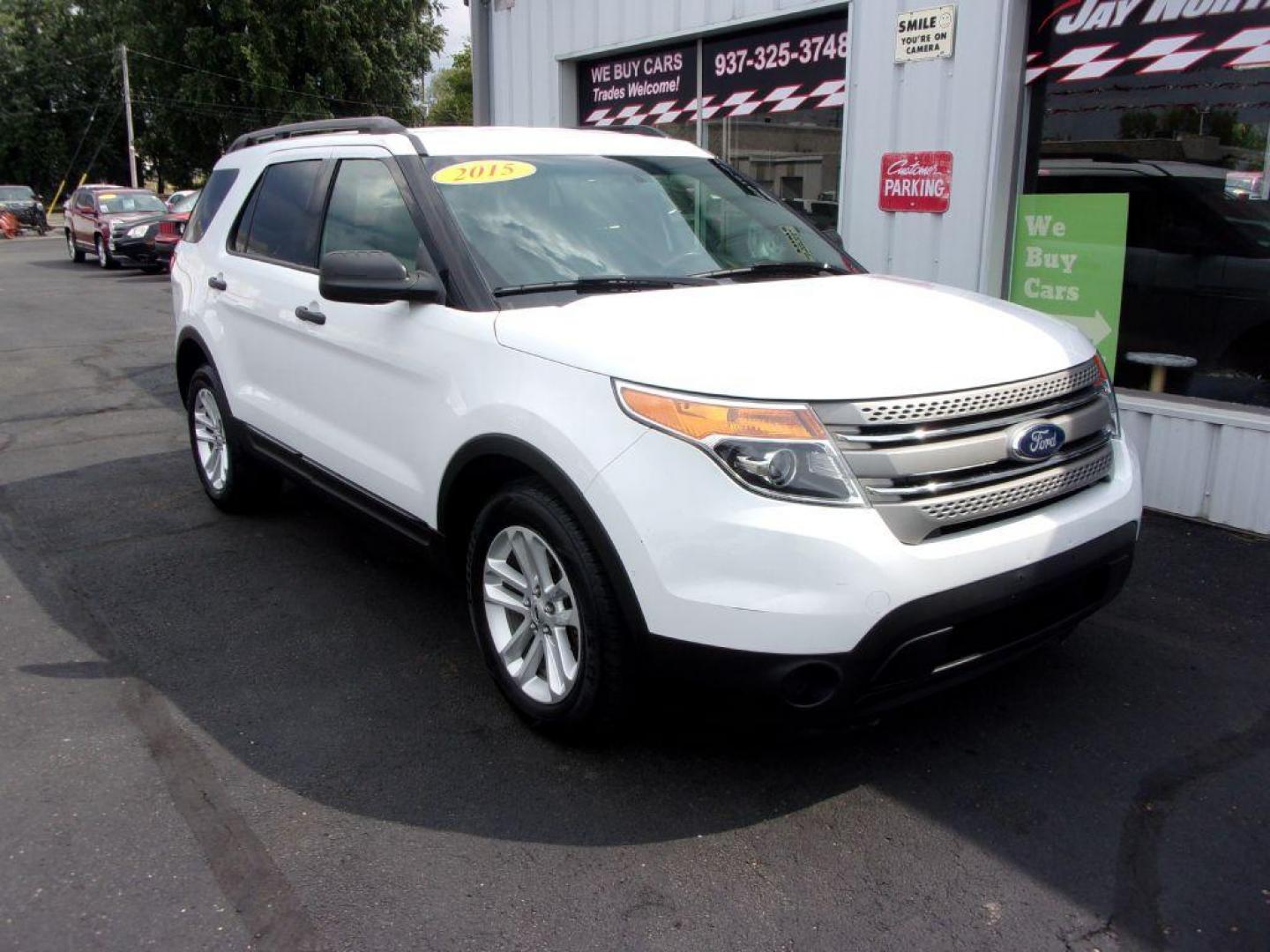 2015 WHITE FORD EXPLORER (1FM5K7B82FG) with an 3.5L engine, Automatic transmission, located at 501 E. Columbia St., Springfield, OH, 45503, (800) 262-7122, 39.925262, -83.801796 - Photo#2