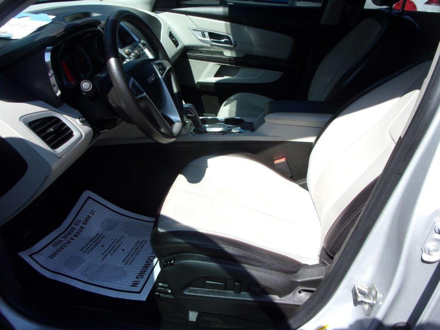 2015 SILVER GMC TERRAIN SLT (2GKALTEK8F6) with an 2.4L engine, Automatic transmission, located at 501 E. Columbia St., Springfield, OH, 45503, (800) 262-7122, 39.925262, -83.801796 - *** Heated Leather Seating *** Moonroof *** Back Up Camera *** Pioneer Audio *** Clean CarFax x/ 24 Service Records *** SLT *** Serviced and Detailed *** FWD *** Remote Start *** Power Rear Gate *** Jay North Auto has offered hand picked vehicles since 1965! Our customer's enjoy a NO pressure bu - Photo#12