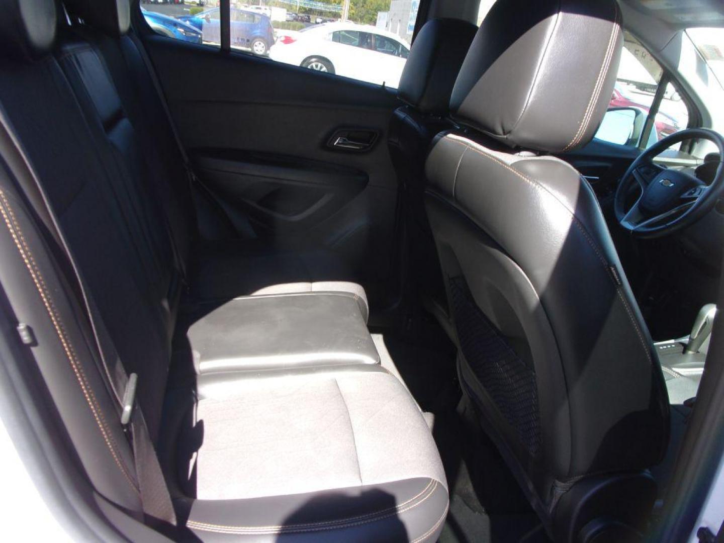 2018 WHITE CHEVROLET TRAX 1LT (KL7CJPSB6JB) with an 1.4L engine, Automatic transmission, located at 501 E. Columbia St., Springfield, OH, 45503, (800) 262-7122, 39.925262, -83.801796 - ***Clean Carfax***AWD***1.4L Turbo***LT***Serviced and Detailed*** Jay North Auto has offered hand picked vehicles since 1965! Our customer's enjoy a NO pressure buying experience with a small town feel. All of our vehicles get fully inspected and detailed. We are a preferred dealer for many loc - Photo#15
