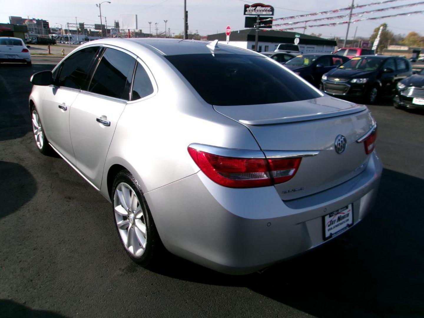 2013 SILVER BUICK VERANO LEATHER (1G4PS5SK0D4) with an 2.4L engine, Automatic transmission, located at 501 E. Columbia St., Springfield, OH, 45503, (800) 262-7122, 39.925262, -83.801796 - Photo#5