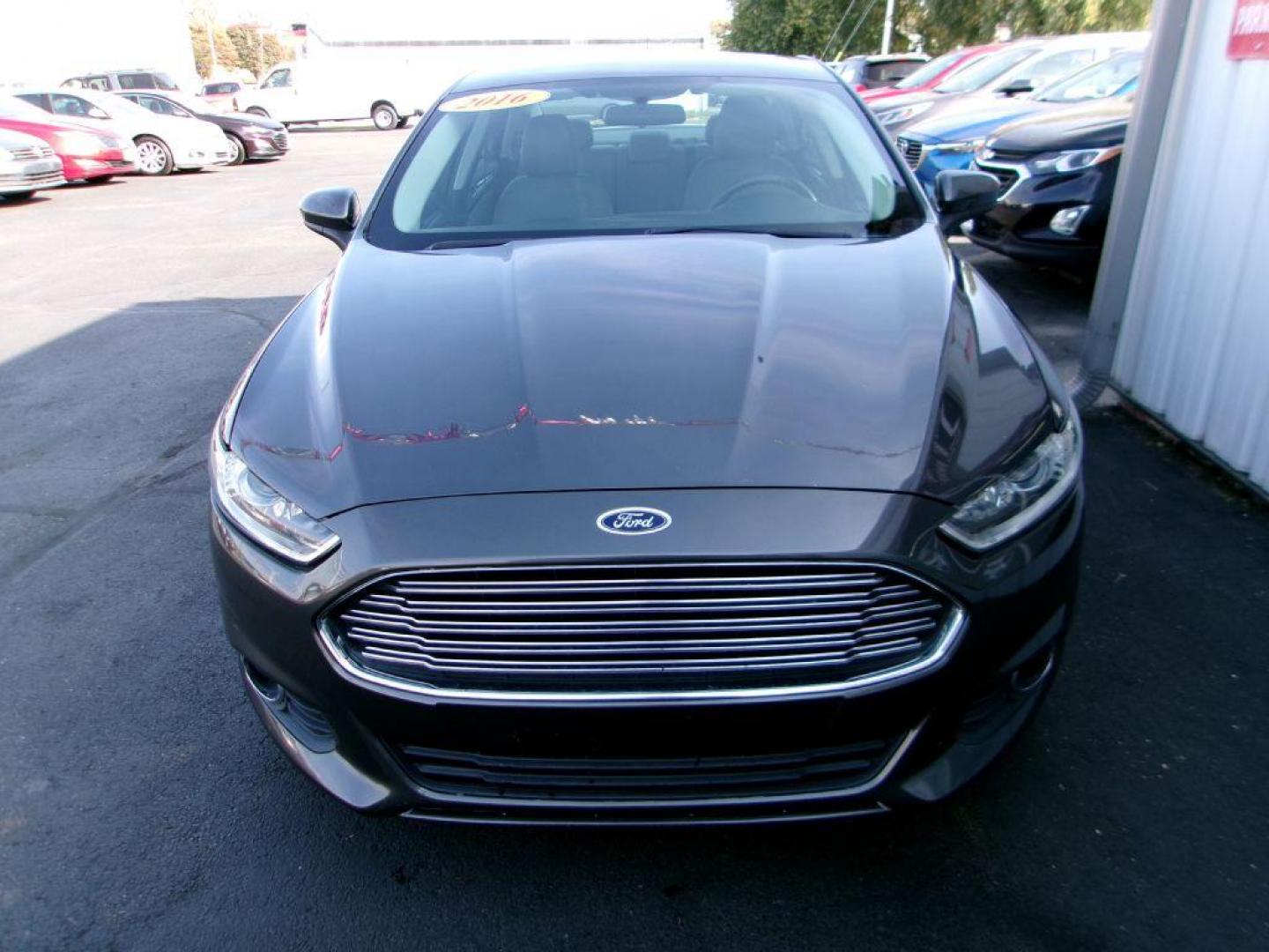 2016 GRAY FORD FUSION S (3FA6P0G75GR) with an 2.5L engine, Automatic transmission, located at 501 E. Columbia St., Springfield, OH, 45503, (800) 262-7122, 39.925262, -83.801796 - Photo#1