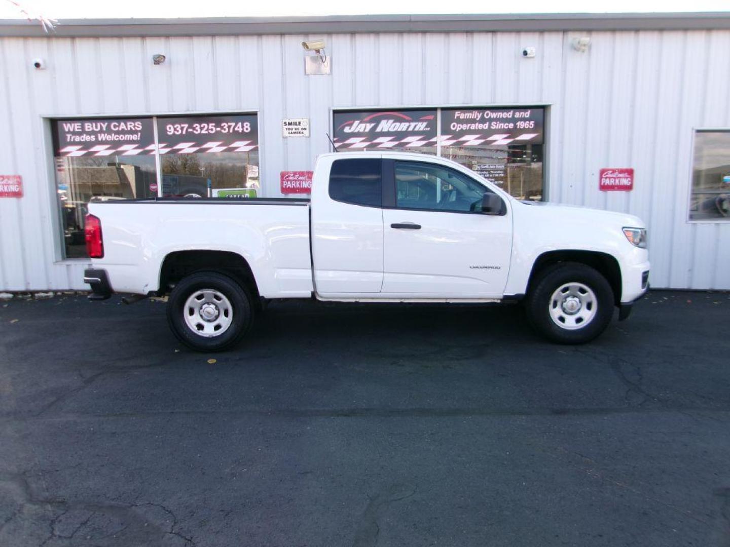 2020 WHITE CHEVROLET COLORADO EXT CAB 2WT (1GCHSBEA5L1) with an 2.5L engine, Automatic transmission, located at 501 E. Columbia St., Springfield, OH, 45503, (800) 262-7122, 39.925262, -83.801796 - ***1-Owner***Work Truck***Back-up Camera***Serviced and Detailed*** Jay North Auto has offered hand picked vehicles since 1965! Our customer's enjoy a NO pressure buying experience with a small town feel. All of our vehicles get fully inspected and detailed. We are a preferred dealer for many - Photo#0