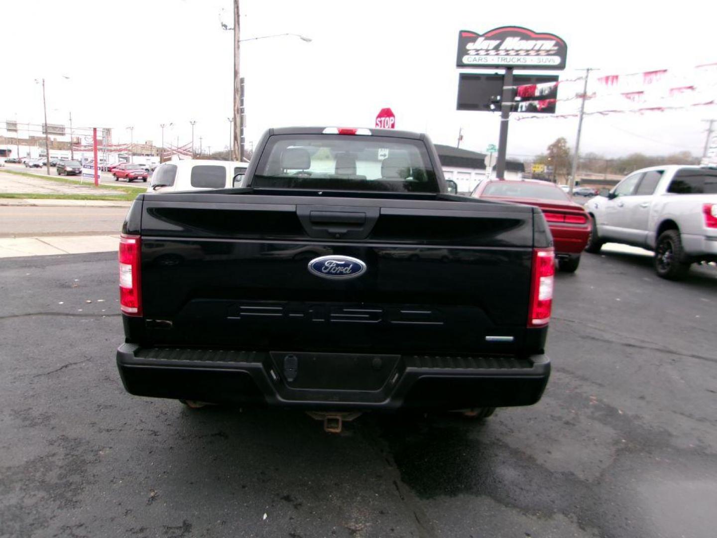 2018 BLACK FORD F150 XL SPORT (1FTMF1CP1JK) with an 2.7L engine, Automatic transmission, located at 501 E. Columbia St., Springfield, OH, 45503, (800) 262-7122, 39.925262, -83.801796 - *** 1 Owner w/ Clean CarFax *** XL Sport Appearance Package *** Ecoboost *** Power Windows and Locks *** CLEAN *** Tow *** Jay North Auto has offered hand picked vehicles since 1965! Our customer's enjoy a NO pressure buying experience with a small town feel. All of our vehicles get fully inspec - Photo#5