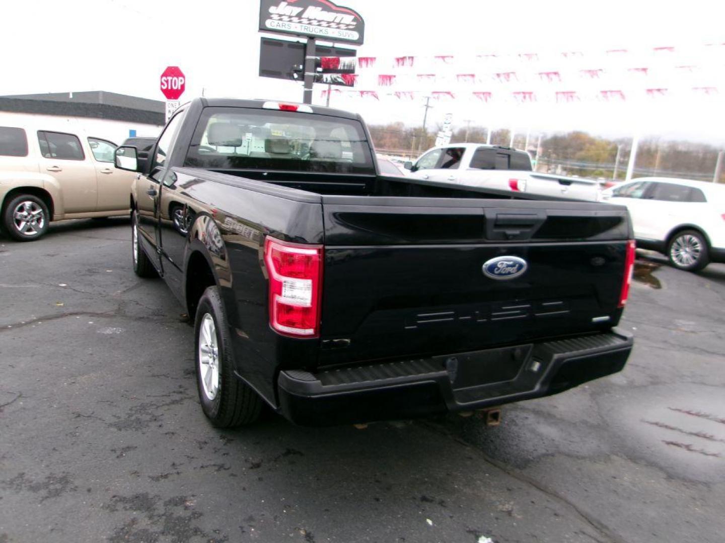 2018 BLACK FORD F150 XL SPORT (1FTMF1CP1JK) with an 2.7L engine, Automatic transmission, located at 501 E. Columbia St., Springfield, OH, 45503, (800) 262-7122, 39.925262, -83.801796 - *** 1 Owner w/ Clean CarFax *** XL Sport Appearance Package *** Ecoboost *** Power Windows and Locks *** CLEAN *** Tow *** Jay North Auto has offered hand picked vehicles since 1965! Our customer's enjoy a NO pressure buying experience with a small town feel. All of our vehicles get fully inspec - Photo#6