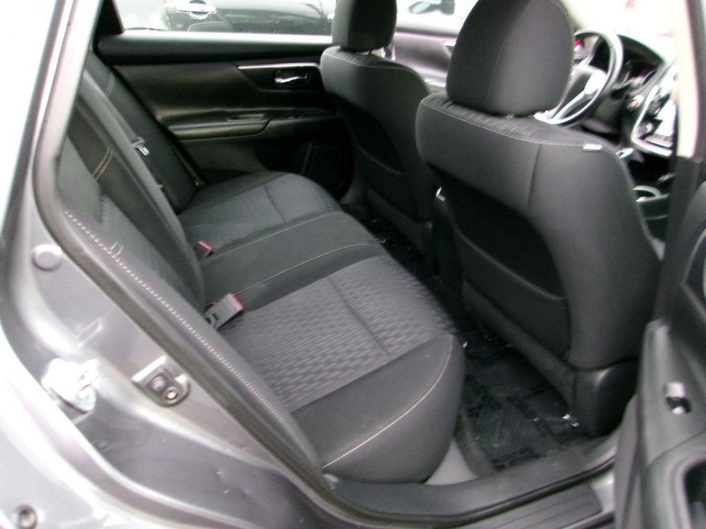2018 GRAY NISSAN ALTIMA 2.5 SV (1N4AL3AP3JC) with an 2.5L engine, Continuously Variable transmission, located at 501 E. Columbia St., Springfield, OH, 45503, (800) 262-7122, 39.925262, -83.801796 - Photo#15