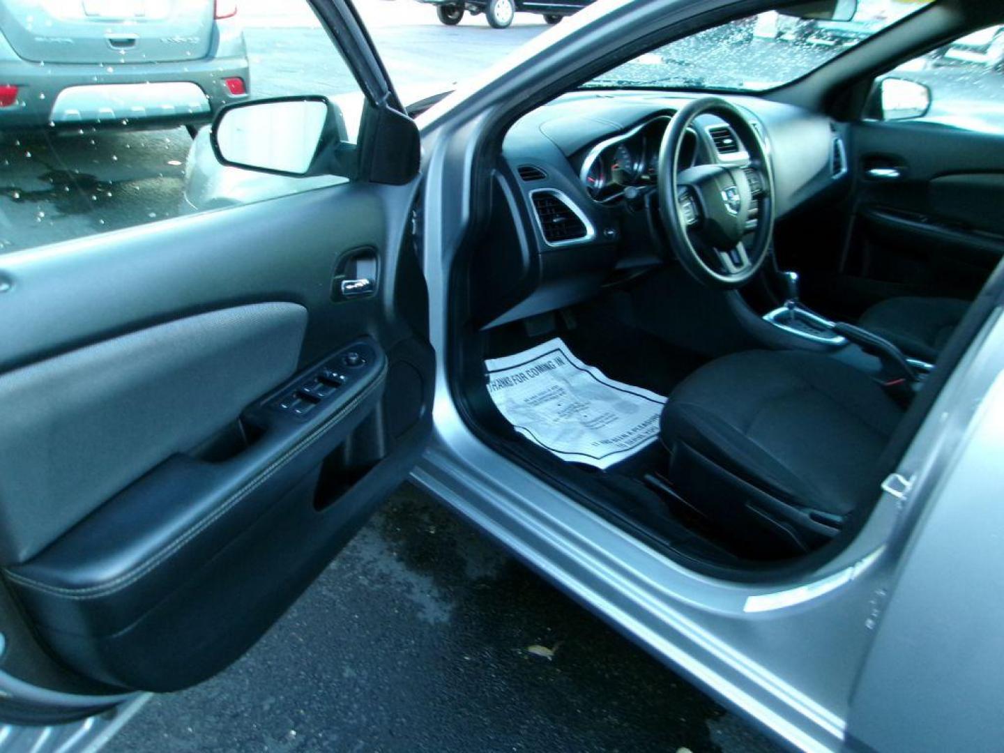 2013 SILVER DODGE AVENGER SE (1C3CDZAG4DN) with an 3.6L engine, Automatic transmission, located at 501 E. Columbia St., Springfield, OH, 45503, (800) 262-7122, 39.925262, -83.801796 - Photo#9