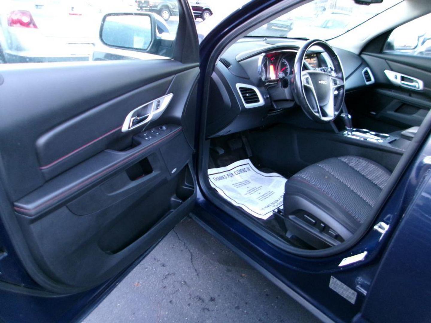 2016 BLUE GMC TERRAIN SLE (2GKALNEKXG6) with an 2.4L engine, Automatic transmission, located at 501 E. Columbia St., Springfield, OH, 45503, (800) 262-7122, 39.925262, -83.801796 - Photo#10