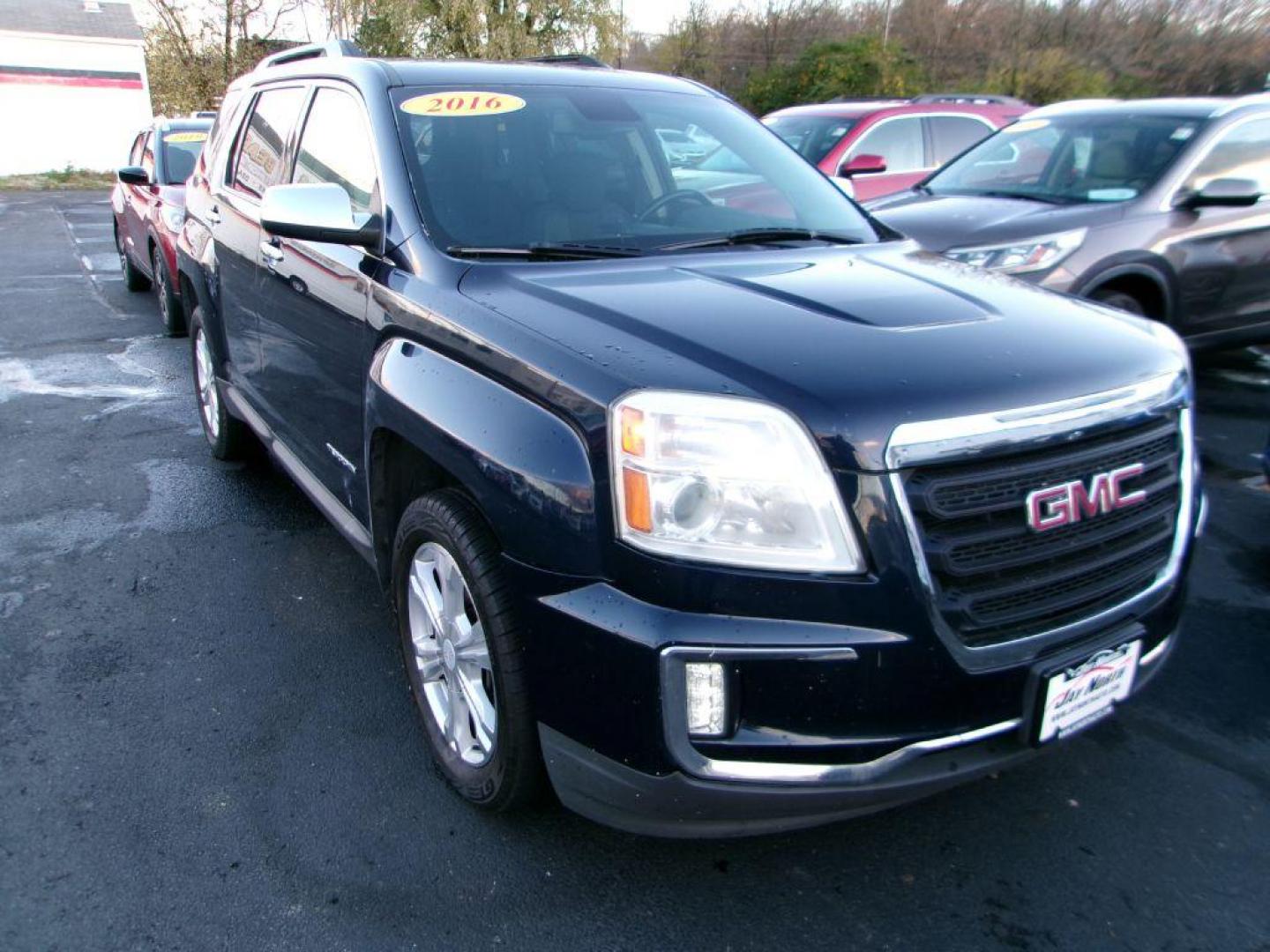2016 BLUE GMC TERRAIN SLE (2GKALNEKXG6) with an 2.4L engine, Automatic transmission, located at 501 E. Columbia St., Springfield, OH, 45503, (800) 262-7122, 39.925262, -83.801796 - Photo#1